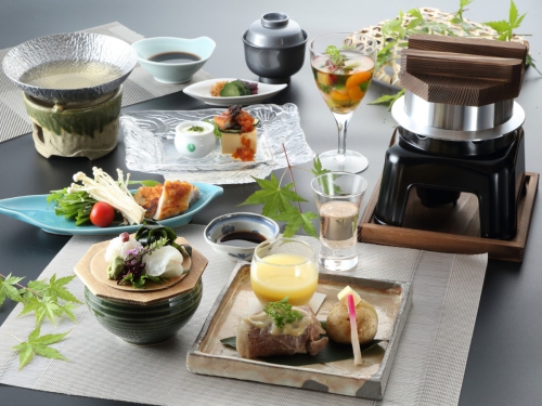 京の創作会席「桂川-katsuragawa-」