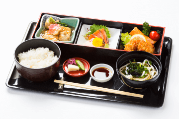 Jibuni gozen meal