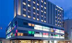 ホテルグランビナリオ小松